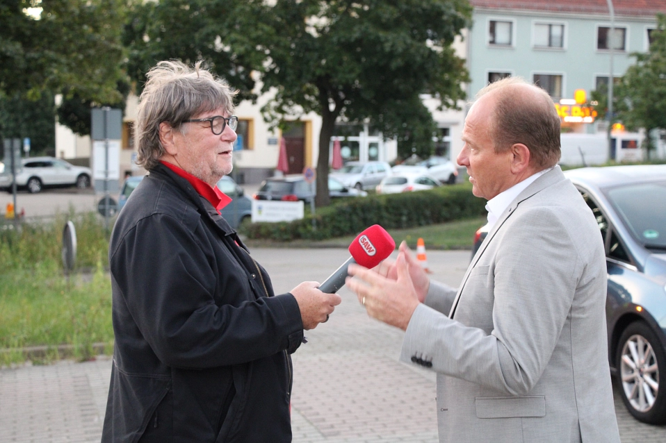 04 Großes Interesse.JPG