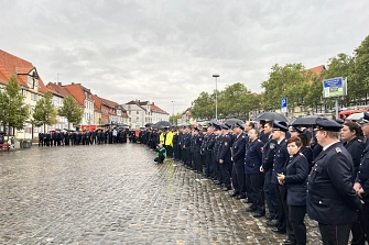 AlleGeehrten versammeln sich auf dem Holzberg&nbsp;&copy;&nbsp;Landkreis Helmstedt