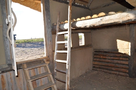 Innenansicht vom Grubenhaus.jpg Innenansicht vom Grubenhaus.jpg © Landkreis Helmstedt